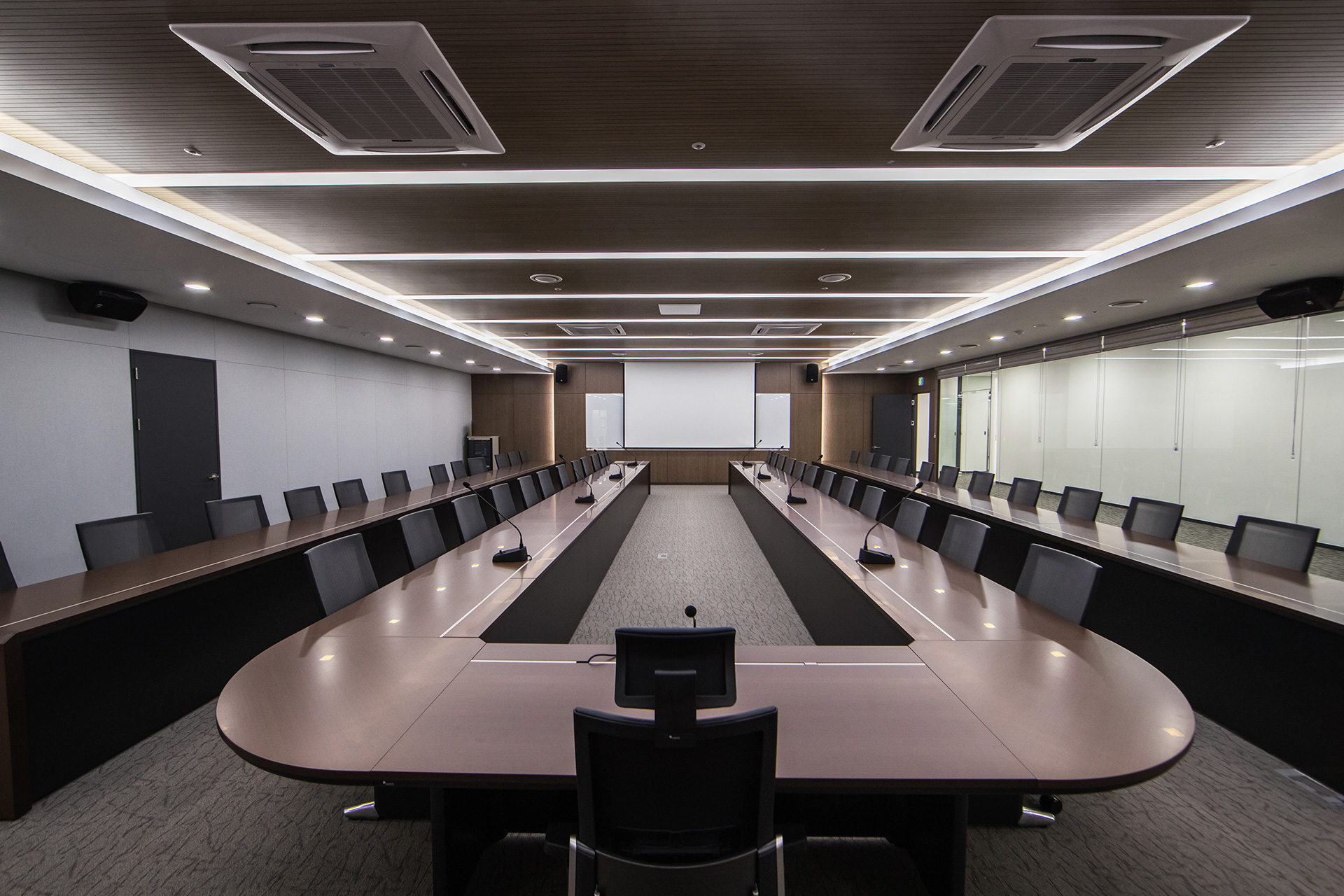 엘오티베큠2019 – 아주스마트솔루션